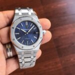 Audemars Piguet Royal Oak Jumbo 1 1 https://watchstoreindia.com/Shop/audemars-piguet-royal-oak-jumbo-two-color-options/