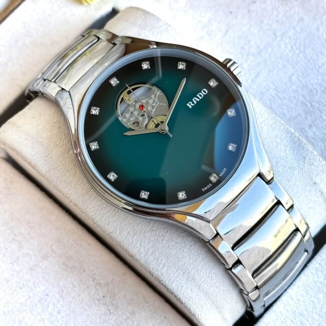 Rado Jubile Silver with Green 1 1 https://watchstoreindia.com/Shop/rado-jubile-silver-with-green/