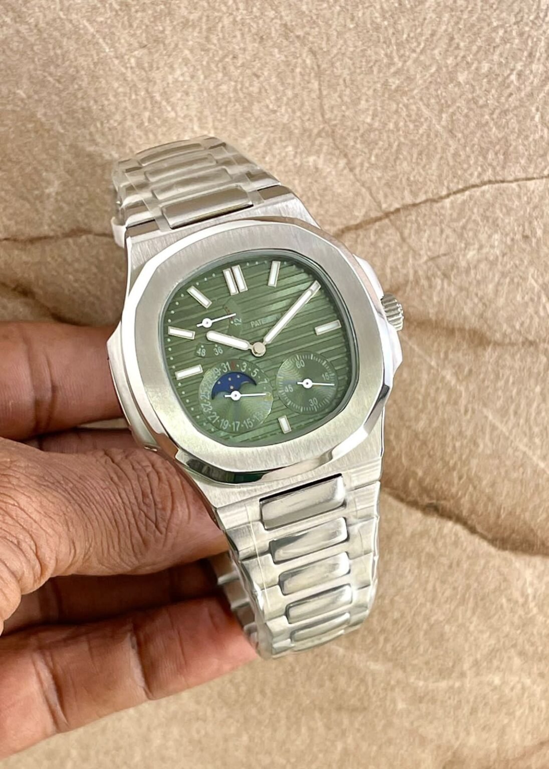 7e9af968 e0f0 4c1e aaea 13423ab59eab https://watchstoreindia.com/Shop/patek-philippe-nautilus-ref/