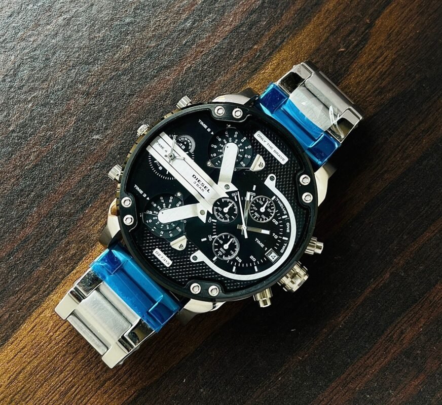 1d7fcfb6 efea 4c2b 893c 0048ac5ab284 https://watchstoreindia.com/Shop/diesel-dz7331/