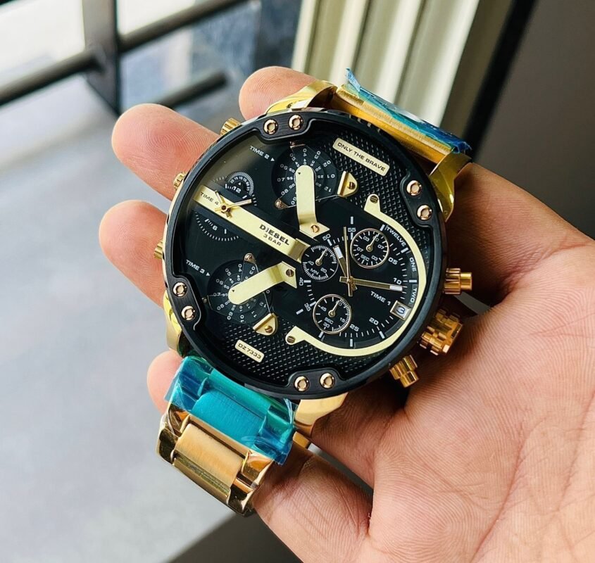 fb63dee4 f5ef 49c2 b1b2 ae502721861a https://watchstoreindia.com/Shop/diesel-dz7331/