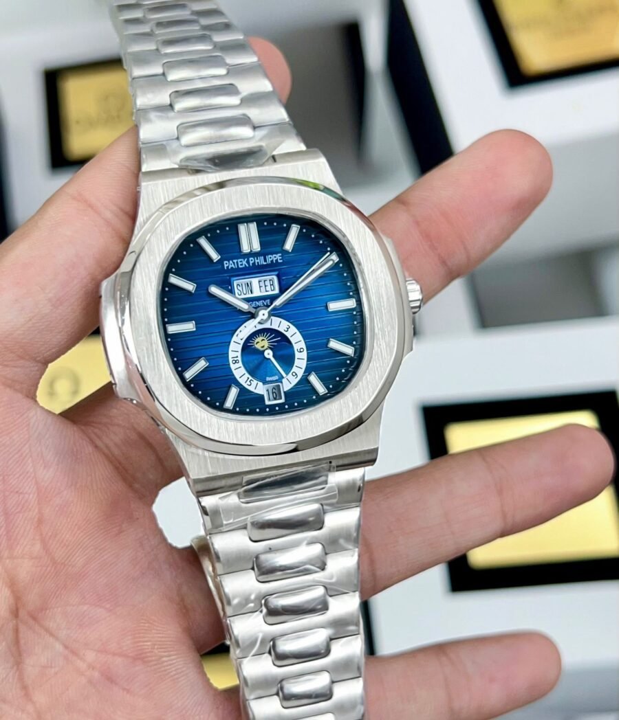 2996dcdb e7ea 4f79 b8f2 bb66c41eb2cb https://watchstoreindia.com/Shop/patek-philippe-nautilus-5061-blue/