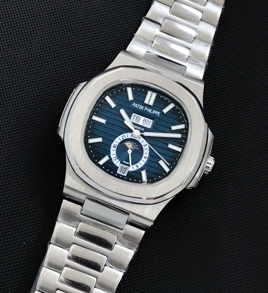 40007d77 3374 453e b086 ebda1192e90e https://watchstoreindia.com/Shop/patek-philippe-nautilus-5061-blue/