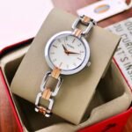 IMG 20231227 WA0079 https://watchstoreindia.com/Shop/fossil-rose-gold-ladies-watch/