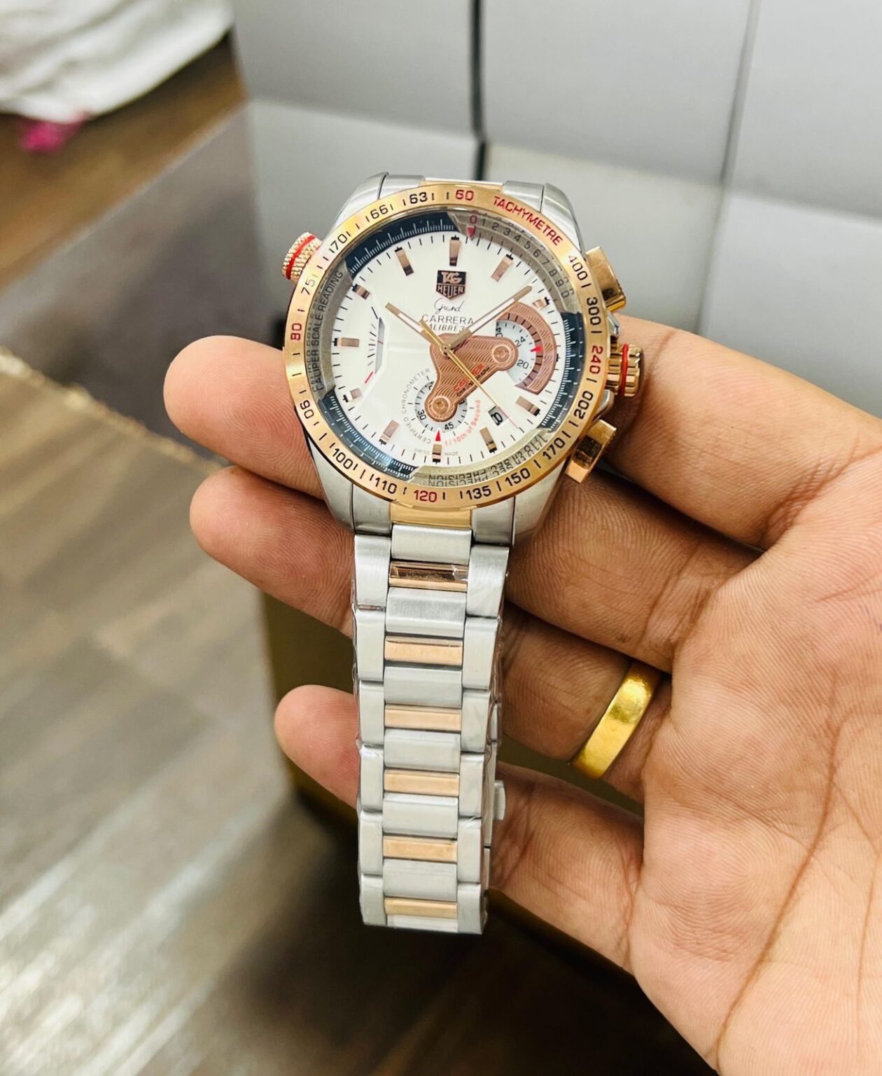 40d6c1e1 f32c 4a3d b93f 56559afbcfd3 https://watchstoreindia.com/Shop/tag-heuer-carrera-calibre-36/