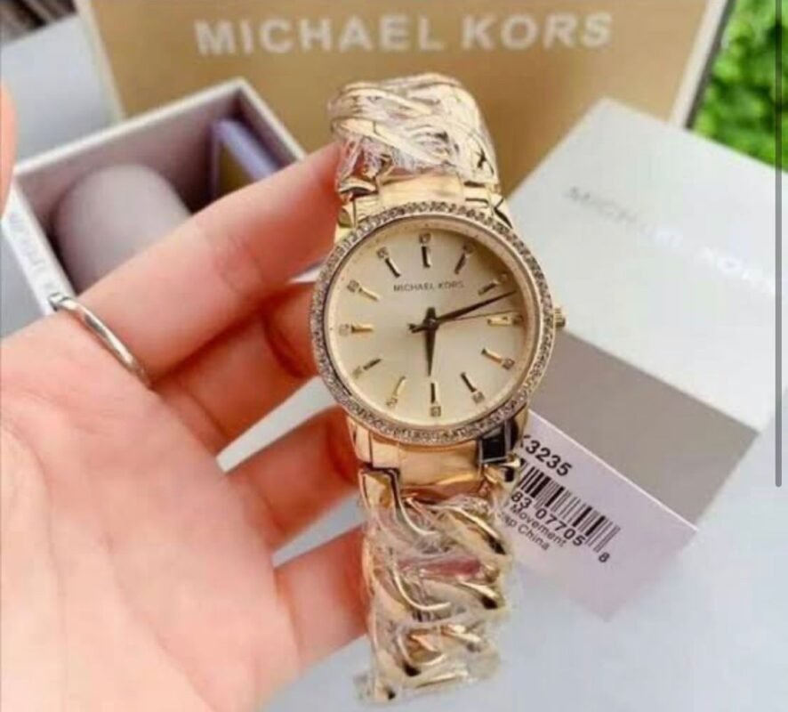 575daea6 501c 40d0 8f33 fab52ea23cf9 https://watchstoreindia.com/Shop/michael-kors-gold-bracelet/