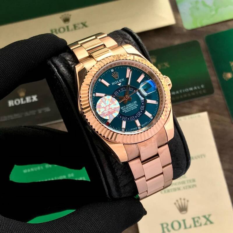 IMG 20240429 191551 406 https://watchstoreindia.com/Shop/rolex-sky-dweller/