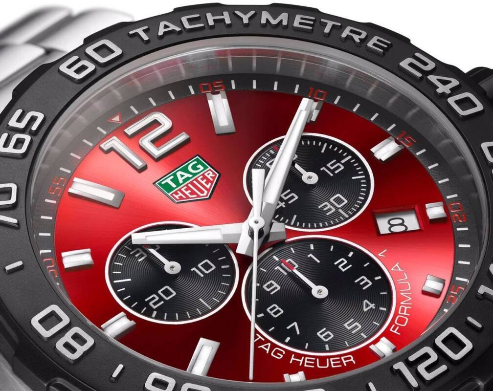 IMG 20240603 092920 041 https://watchstoreindia.com/Shop/tag-heuer-carrera-formula-1-red-dial/