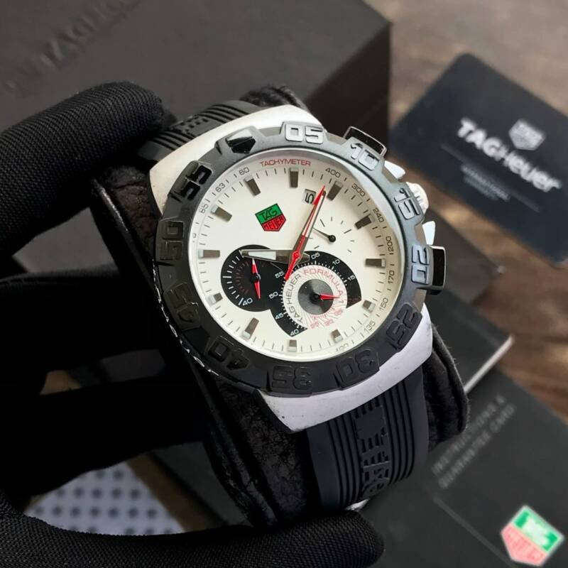 IMG 20240603 122307 108 https://watchstoreindia.com/Shop/tag-heuer-formula-1-quartz-machinery/