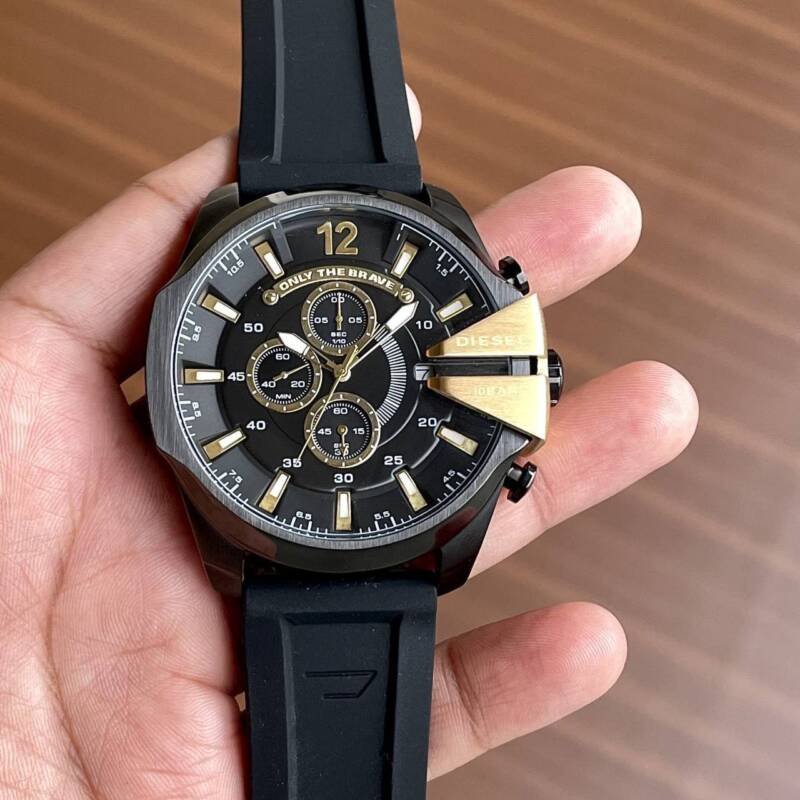 IMG 20240618 211927 565 https://watchstoreindia.com/Shop/diesel-mega-chief-silicon-10-bar/