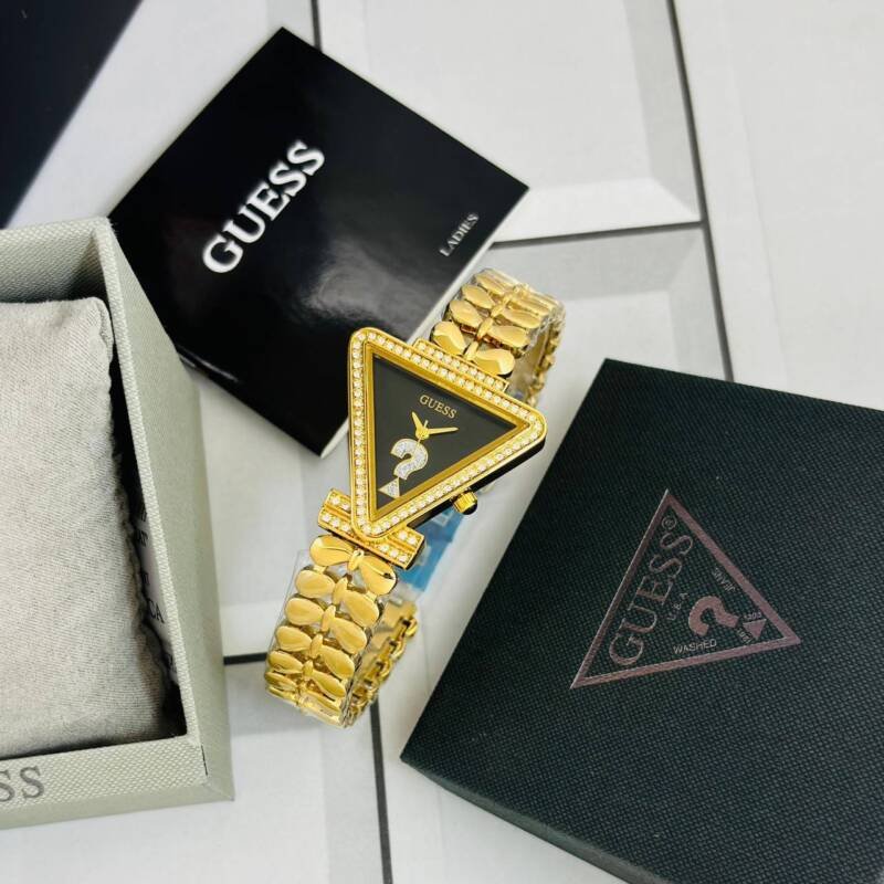 IMG 20240619 151235 489 https://watchstoreindia.com/Shop/guess-triangle-fame-5-colors/