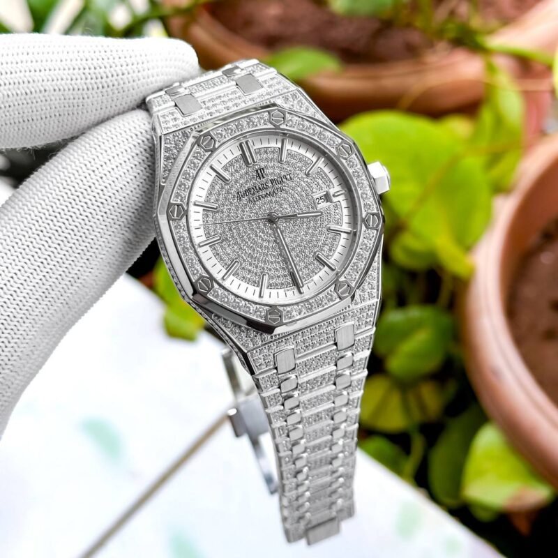 6170270586211778522 https://watchstoreindia.com/Shop/the-royal-oak-premium-diamond/