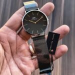 6170270586211778652 https://watchstoreindia.com/Shop/daniel-wellington-dw-black-32-mm/