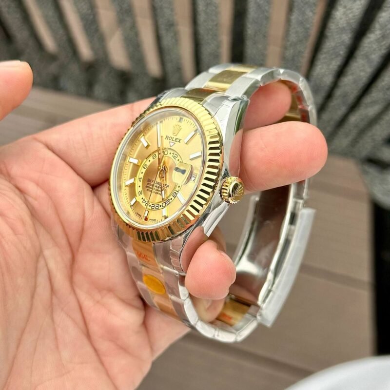 IMG 20240806 183720 983 https://watchstoreindia.com/Shop/rolex-stainless-steel-and-yellow/