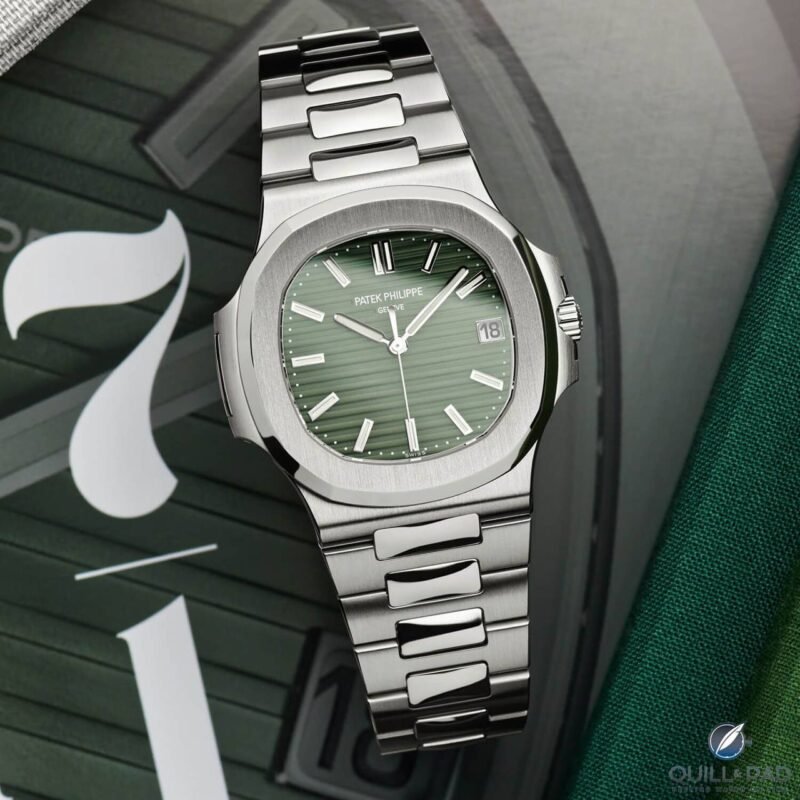 IMG 20240808 204503 958 https://watchstoreindia.com/Shop/patek-philippe-silver-green/