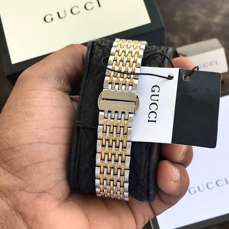 IMG 20240812 175038 306 https://watchstoreindia.com/Shop/%e2%81%a0gucci-g-timeless-slim-bee/