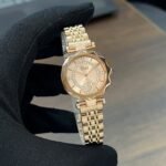 DIOR BOUTIQUE ARTICLES