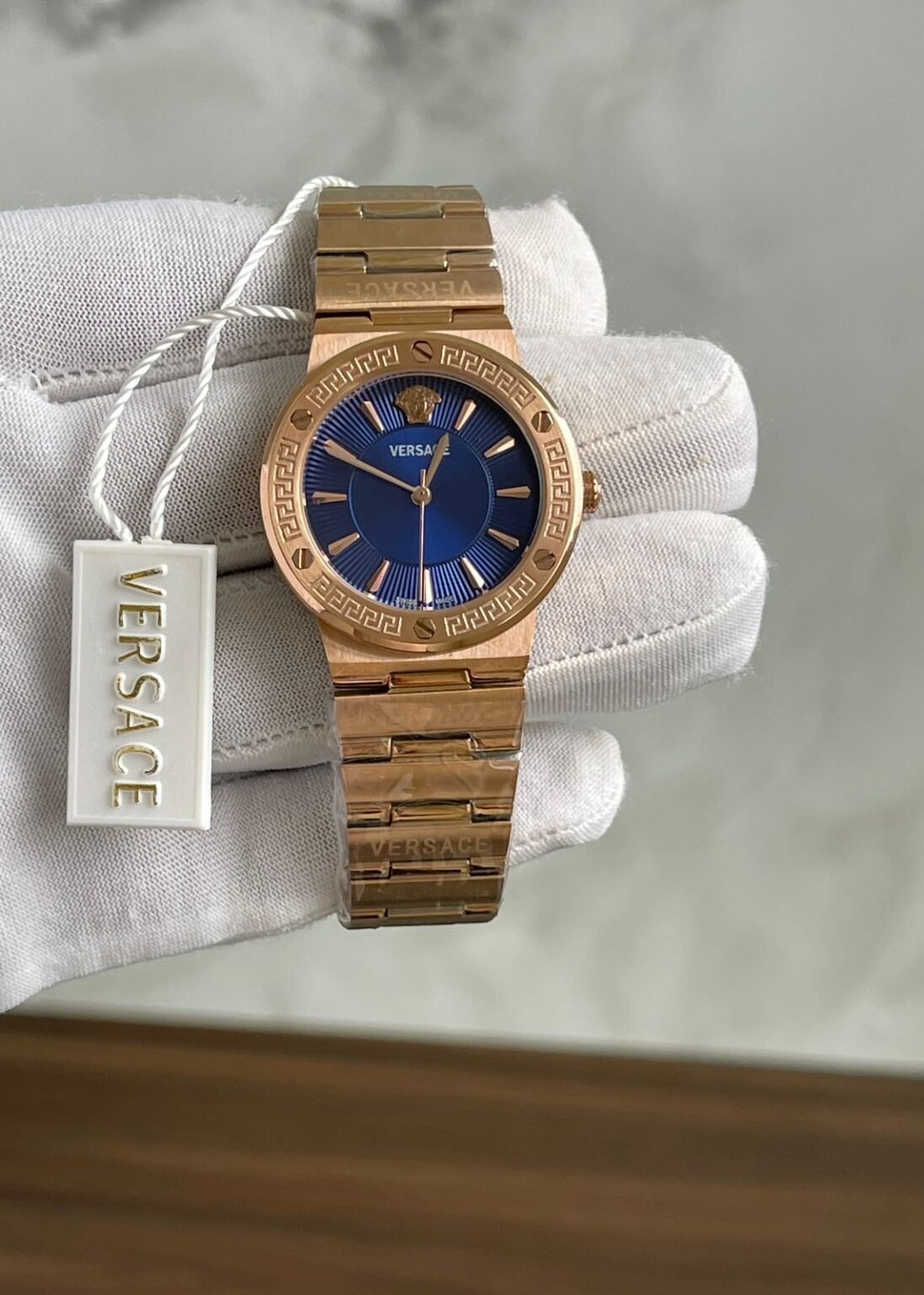 IMG 20240914 WA0136 https://watchstoreindia.com/Shop/versace-greca-logo/