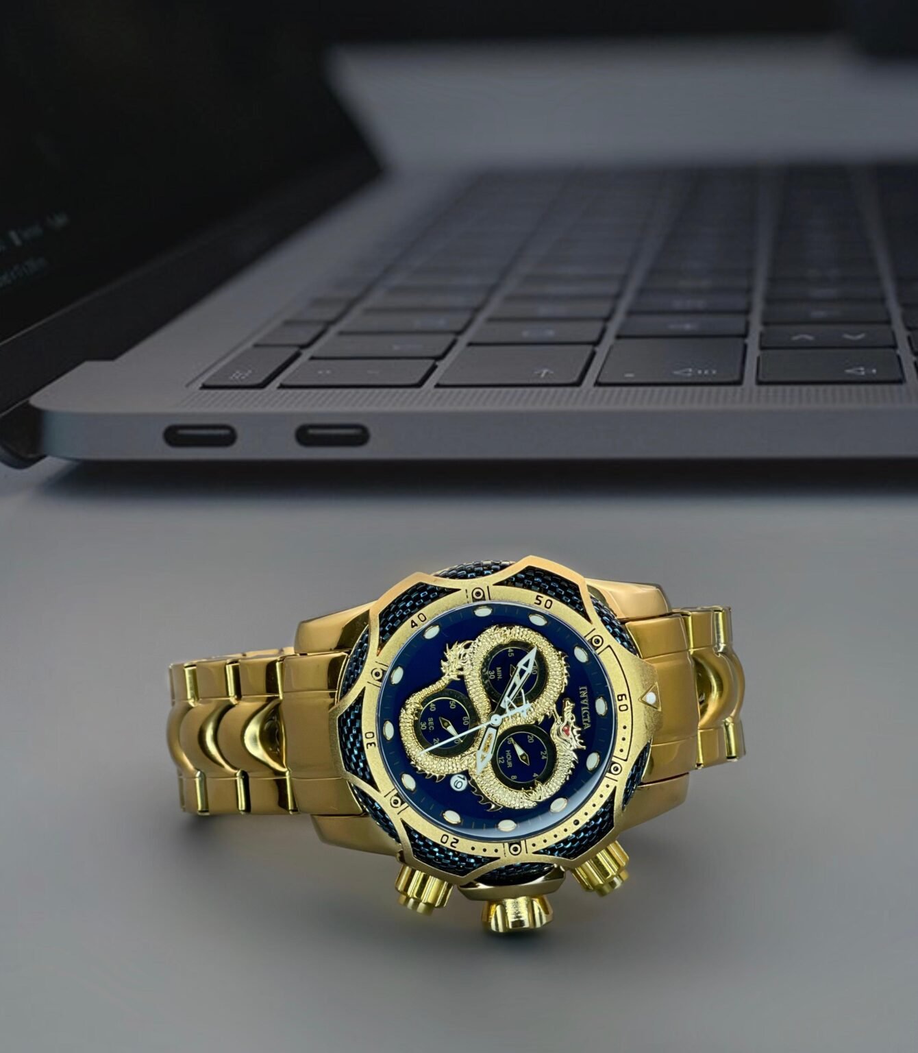 IMG 20240914 WA0152 scaled https://watchstoreindia.com/Shop/invicta-venom-chronograph-2/