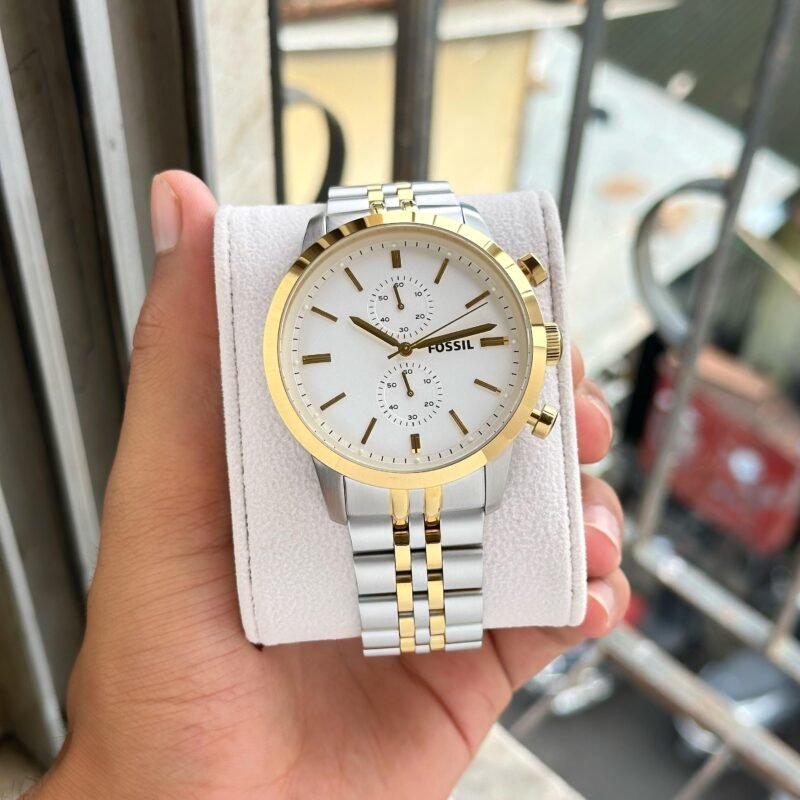 IMG 20240915 WA0132 scaled https://watchstoreindia.com/Shop/fossil-townsman-series-fs4785/