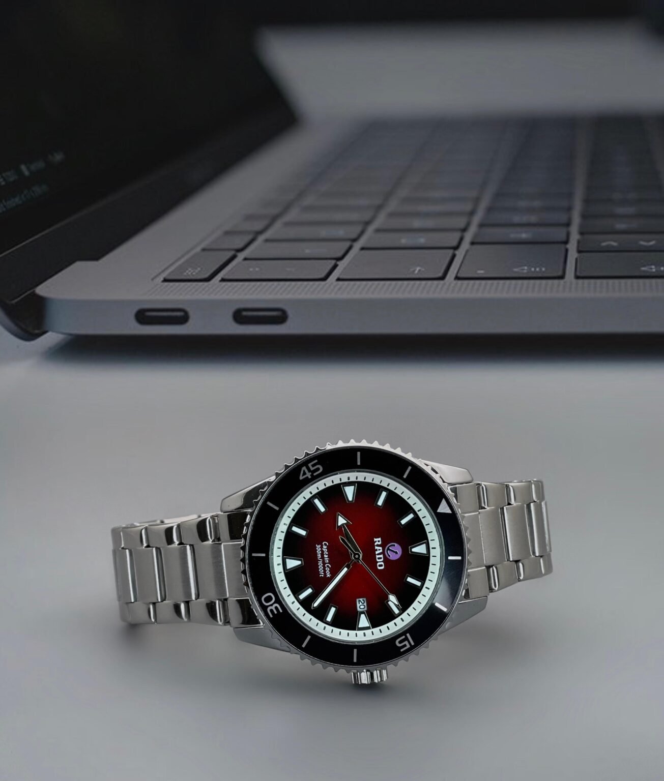 IMG 20240916 WA0189 scaled https://watchstoreindia.com/Shop/rado-captain-cook-red-dial/