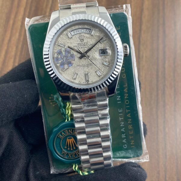 IMG 20240926 WA0012 scaled https://watchstoreindia.com/first-copy-watches-in-delhi/