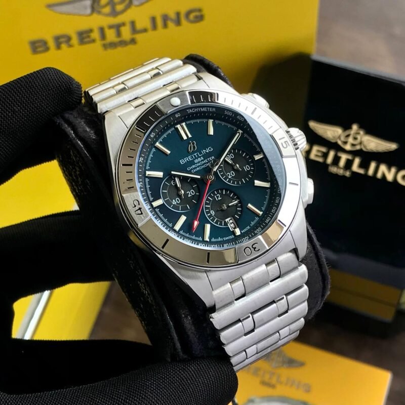 IMG 20240909 164125 941 https://watchstoreindia.com/Shop/breitling-chronomat-b01/