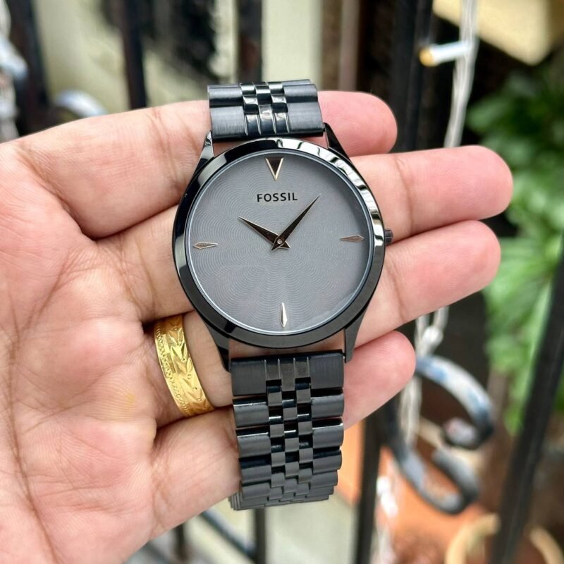 IMG 20240909 164751 986 https://watchstoreindia.com/Shop/fossil-classic-evolutionary/