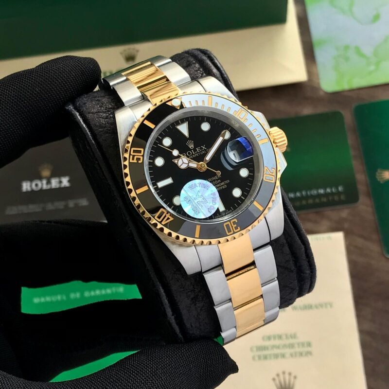 IMG 20241001 WA0005 https://watchstoreindia.com/Shop/rolex-submariner-gold-silver/