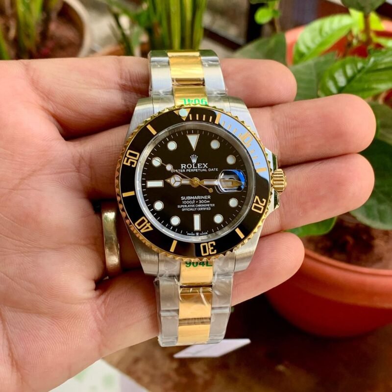 IMG 20241001 WA0011 https://watchstoreindia.com/Shop/rolex-submariner-gold-silver/