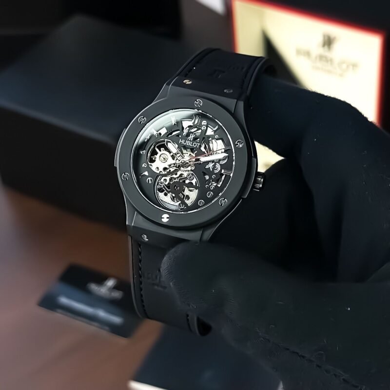 IMG 20241007 WA0018 https://watchstoreindia.com/Shop/hublot-automatic-fusion-black/