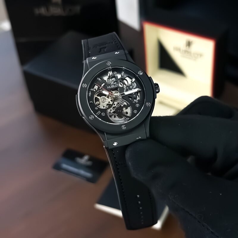 IMG 20241007 WA0020 https://watchstoreindia.com/Shop/hublot-automatic-fusion-black/