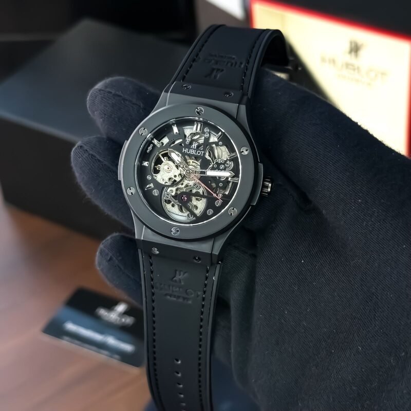 IMG 20241007 WA0021 https://watchstoreindia.com/Shop/hublot-automatic-fusion-black/