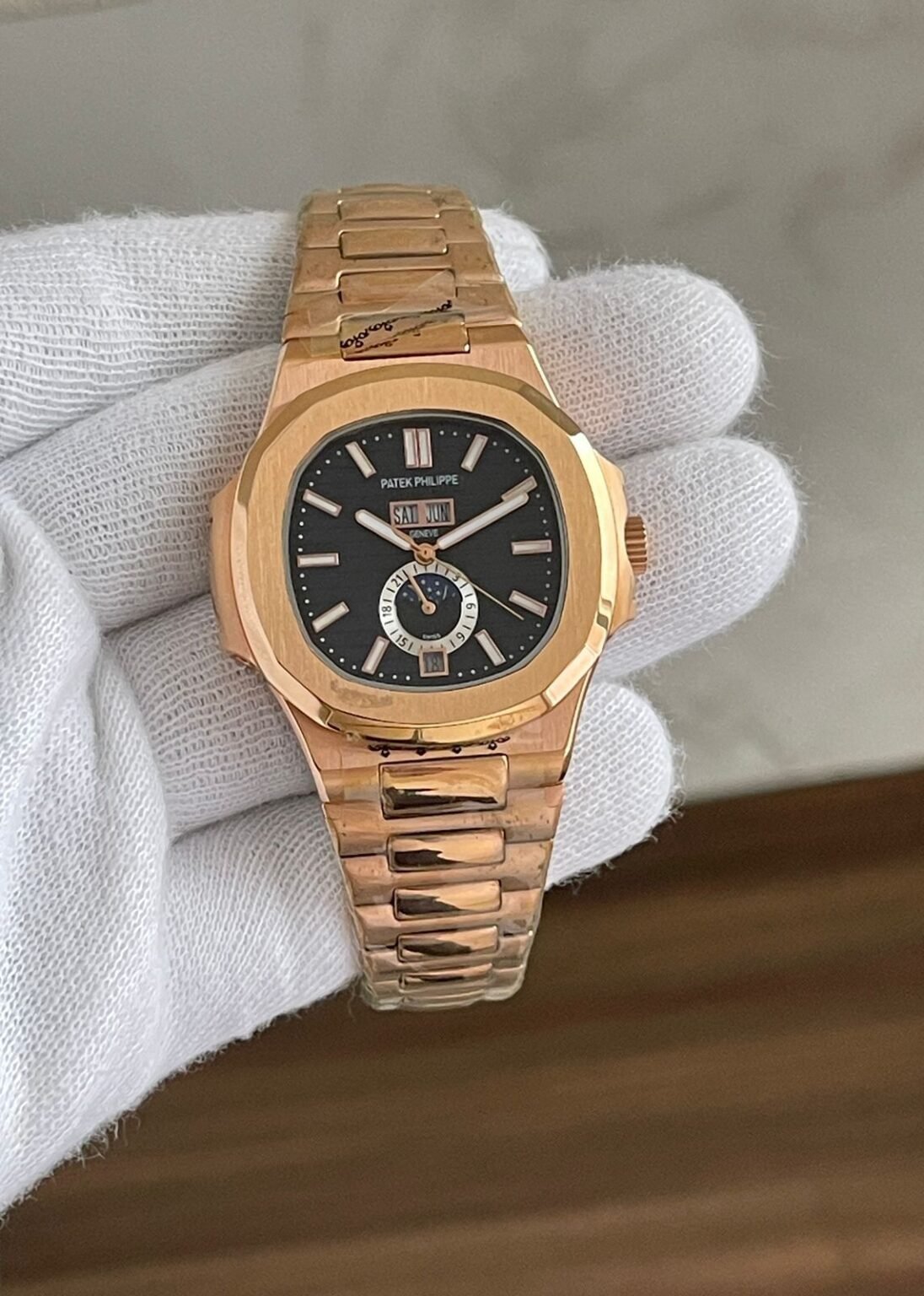 IMG 20241013 WA0019 https://watchstoreindia.com/Shop/patek-philippe-nautilus-white-sun-moon/