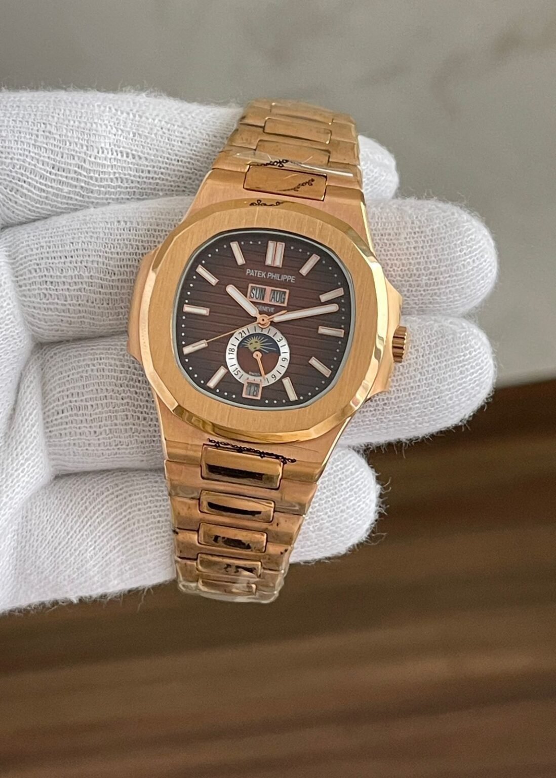 IMG 20241013 WA0025 https://watchstoreindia.com/Shop/patek-philippe-nautilus-moonphase-silicone/