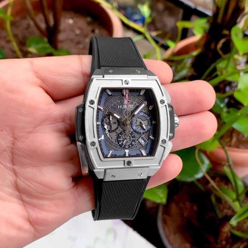 IMG 20241013 WA0121 https://watchstoreindia.com/Shop/hublot-spirit-of-bang-unico/