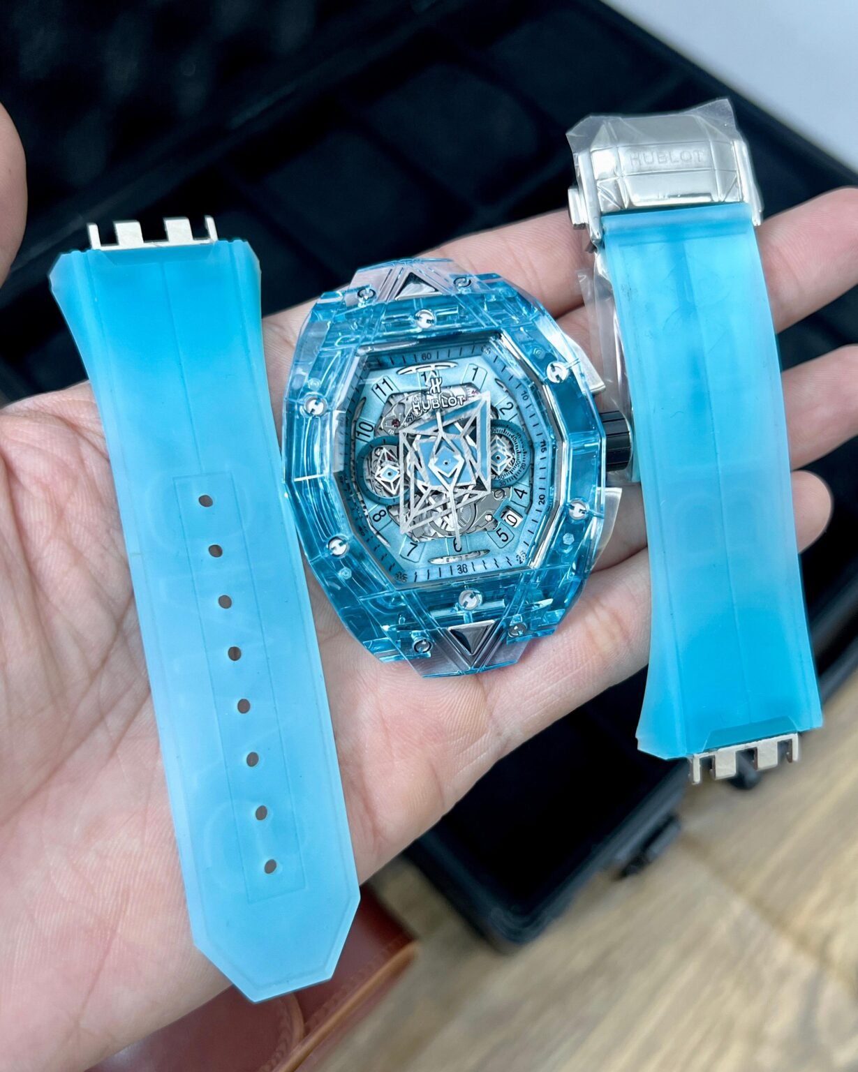 IMG 20241116 WA0008 scaled https://watchstoreindia.com/Shop/hublot-sang-bleu-iii-sapphire/