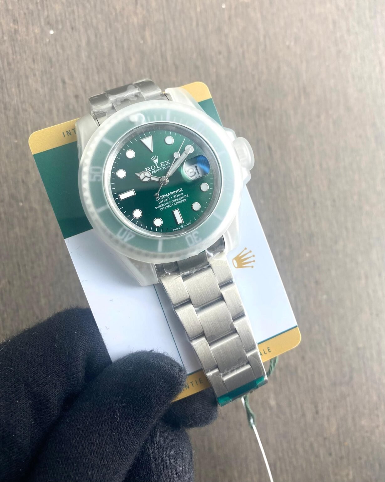 IMG 20241116 WA0016 scaled https://watchstoreindia.com/Shop/rolex-submarine-silver-green/