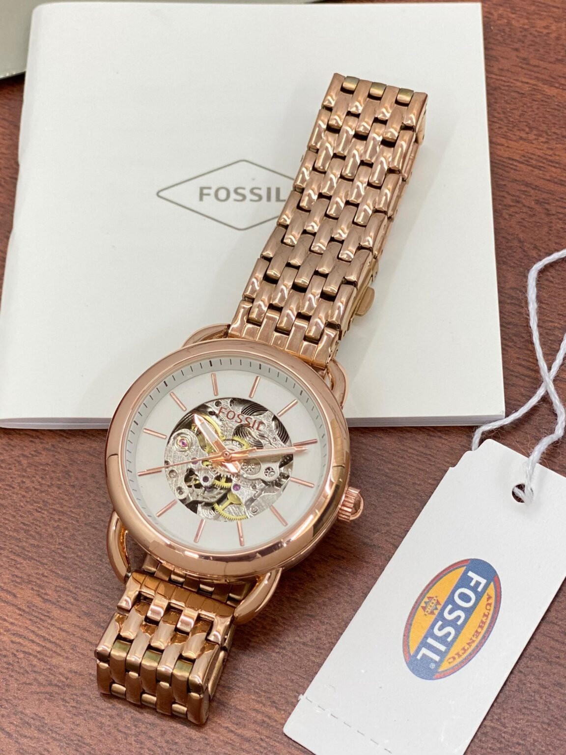 IMG 20241117 WA0077 scaled https://watchstoreindia.com/Shop/fossil-analog-rose-gold/