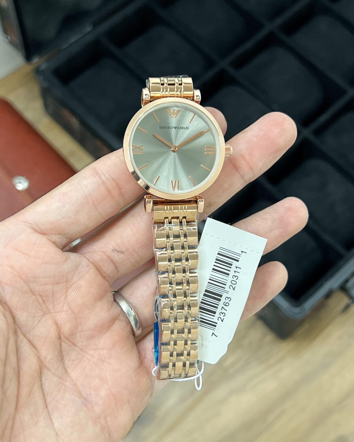 IMG 20241118 WA0009 scaled https://watchstoreindia.com/Shop/emporio-armani-ar3258/