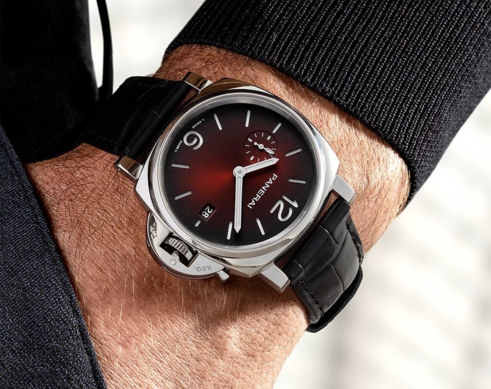 IMG 20241124 WA0129 https://watchstoreindia.com/Shop/luminor-panerai-due-burgundy-dial/