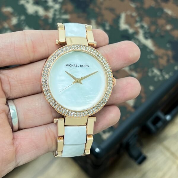 IMG 20241205 WA0005 scaled https://watchstoreindia.com/first-copy-watches-in-ahmedabad/