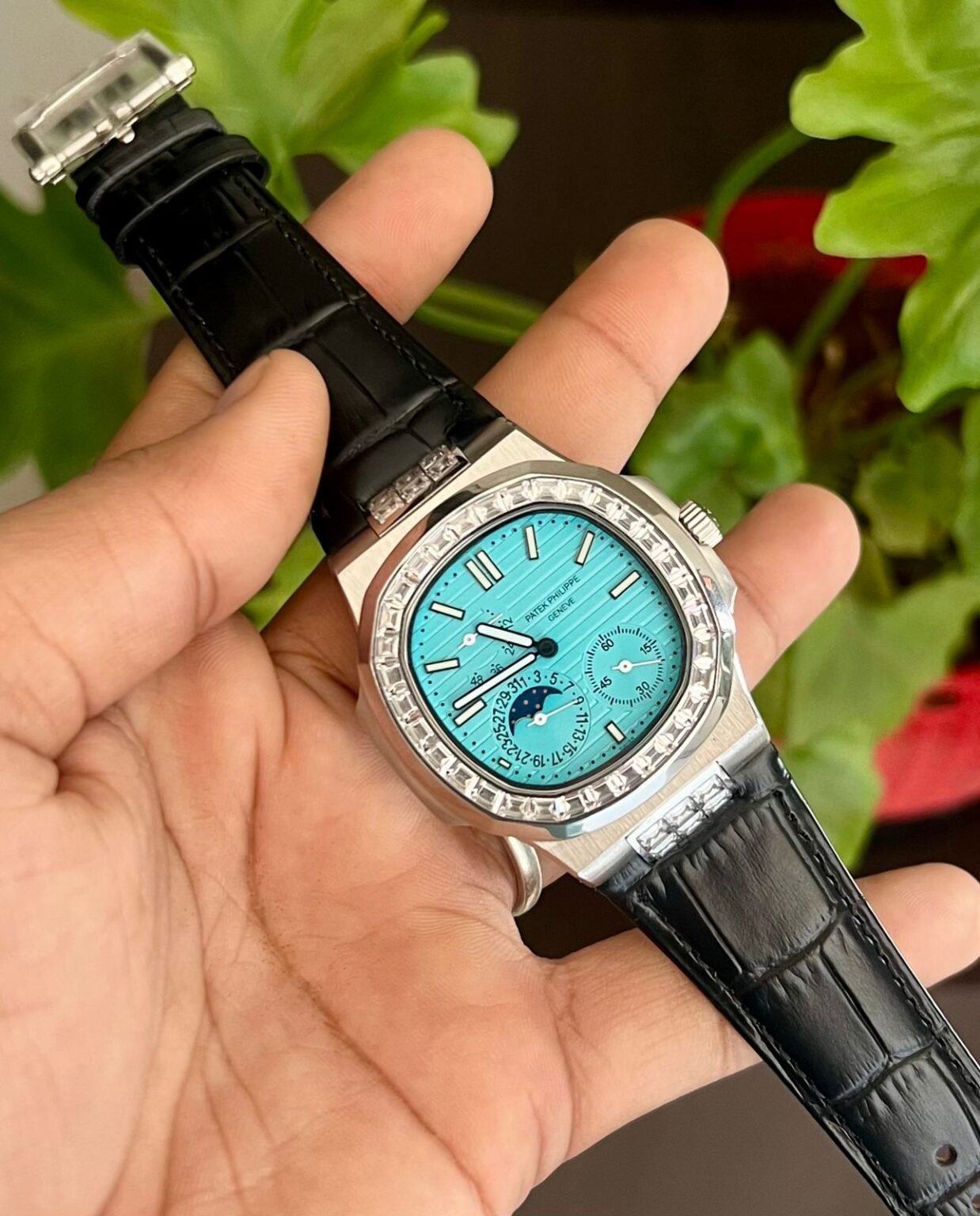 IMG 20241208 WA0033 https://watchstoreindia.com/Shop/patek-philippe-nautilus-5/