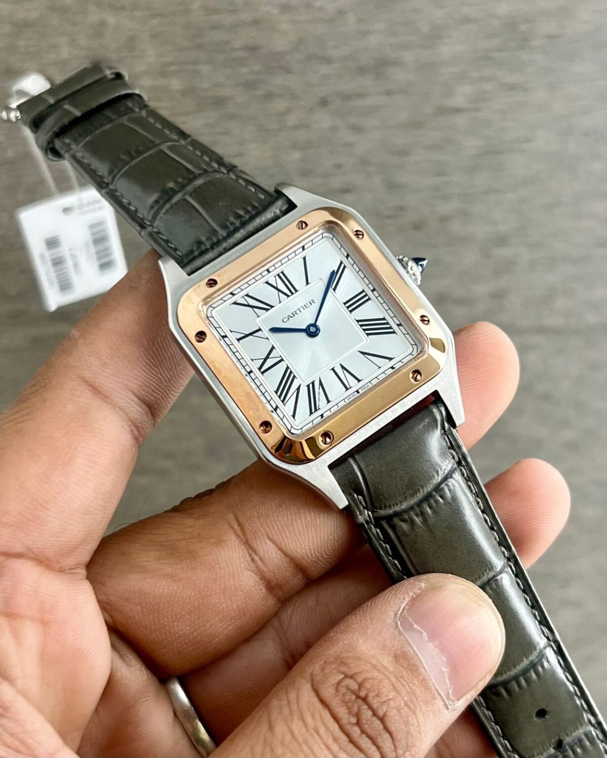 IMG 20241209 WA0025 https://watchstoreindia.com/Shop/cartier-santos-watch/