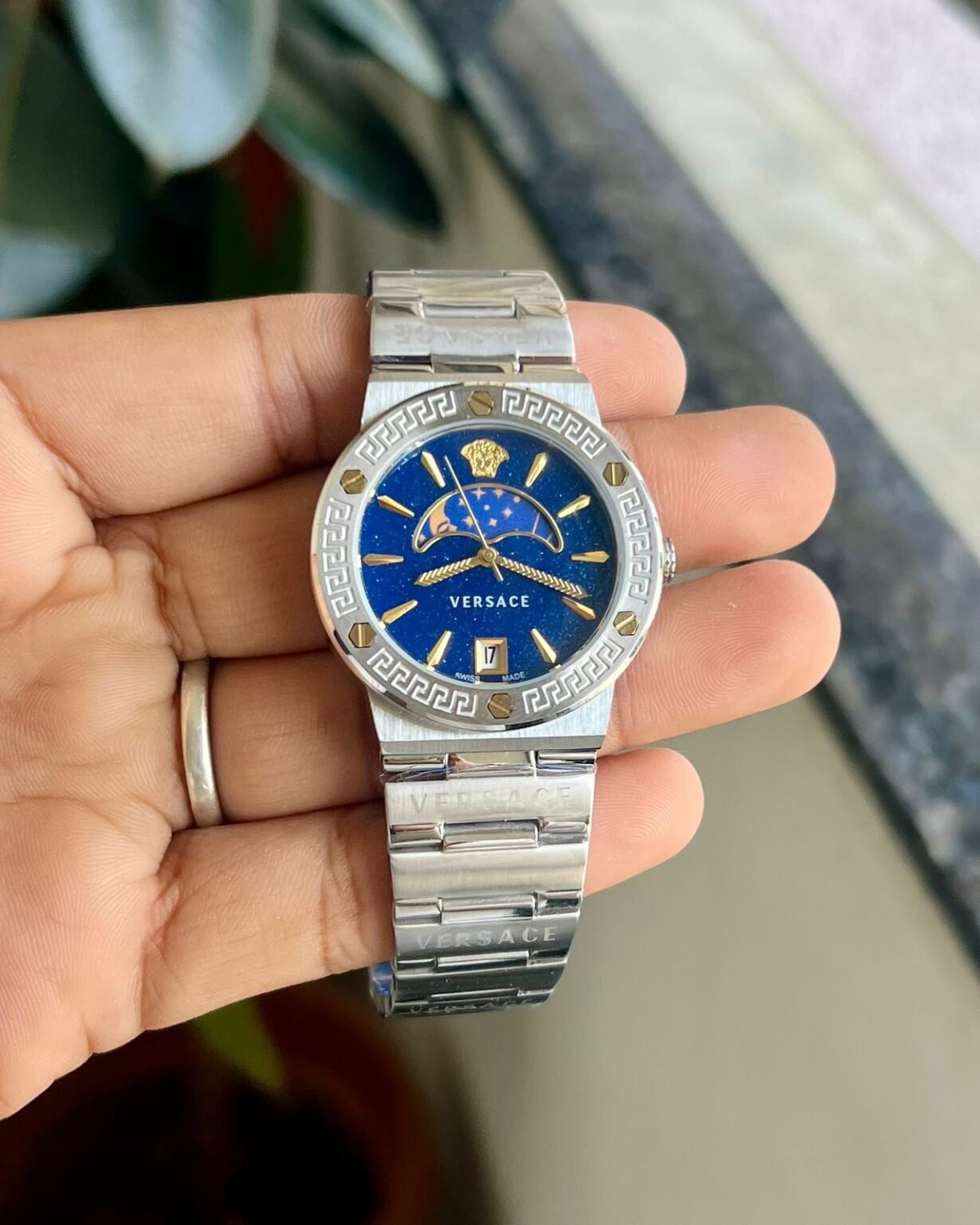 IMG 20241215 WA0065 https://watchstoreindia.com/Shop/versace-swiss-blue-analog/