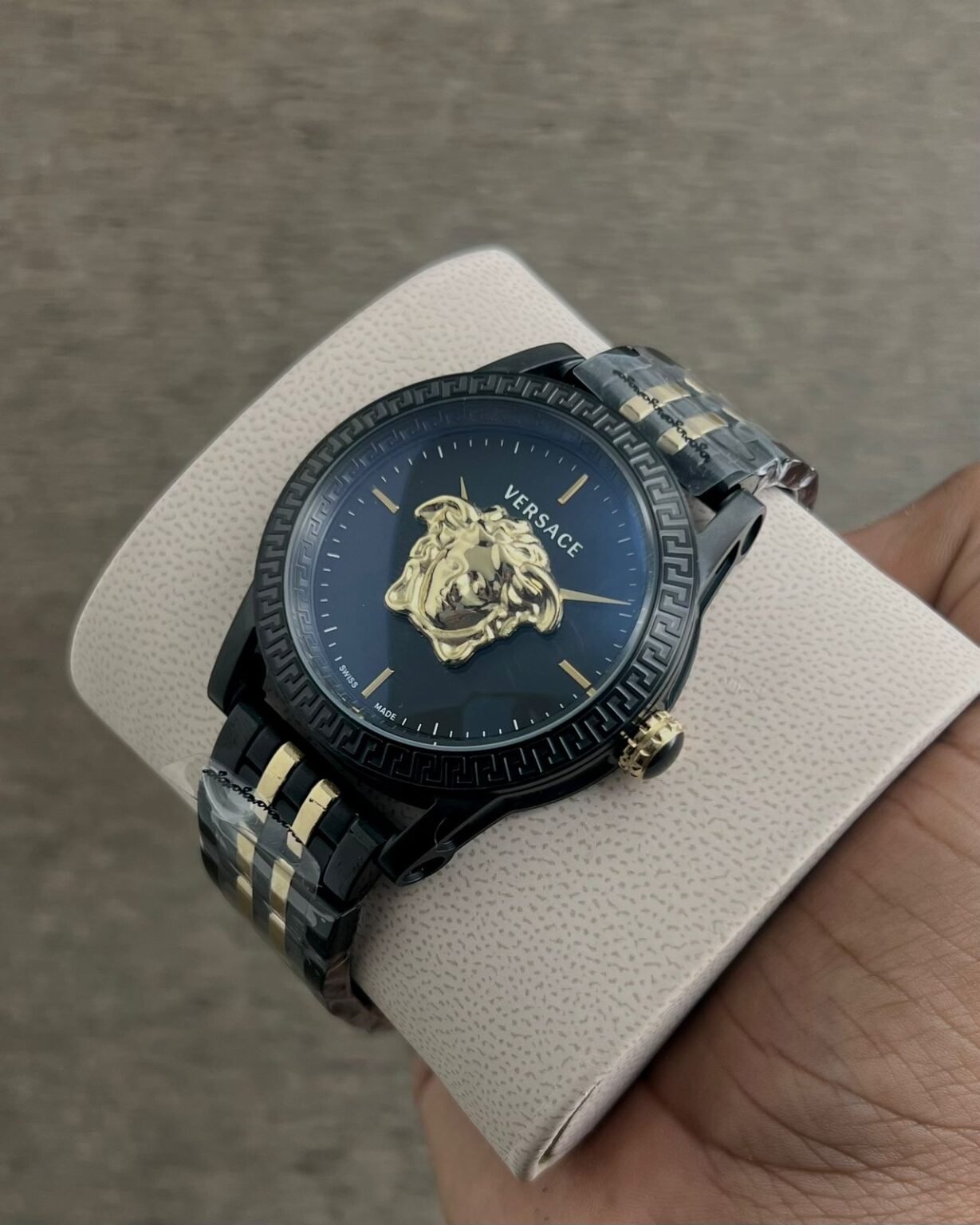 IMG 20241217 WA0029 https://watchstoreindia.com/Shop/versace-palazzo-empire/