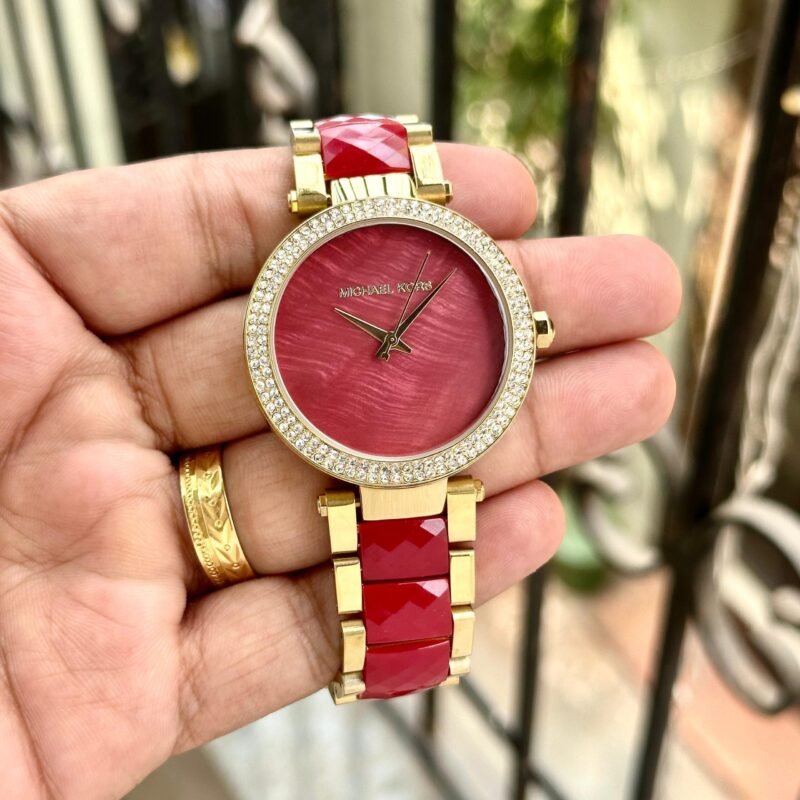 IMG 20241220 WA0006 scaled https://watchstoreindia.com/Shop/michael-kors-parker-mk6412/