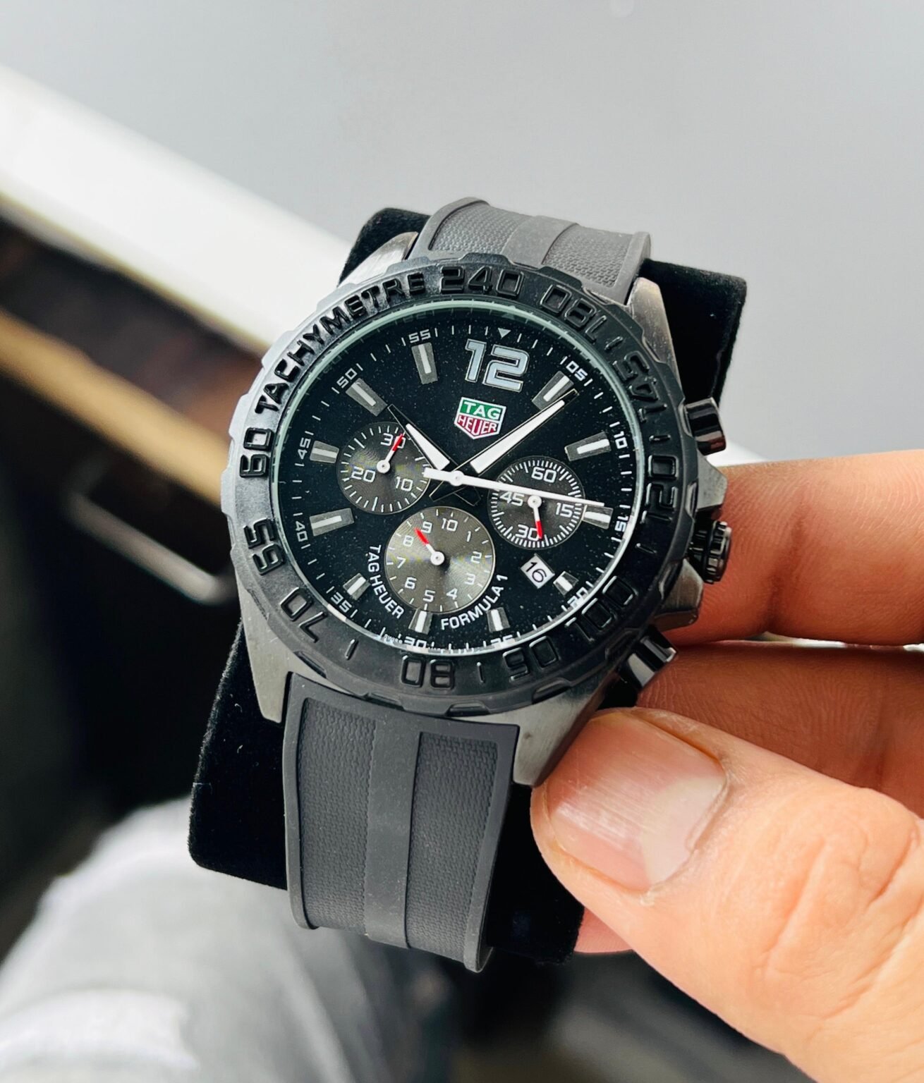 IMG 20241222 WA0072 scaled https://watchstoreindia.com/Shop/tag-heuer-formula-1-sporty/