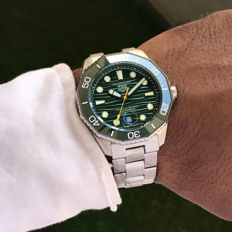 IMG 20241225 WA0029 scaled https://watchstoreindia.com/Shop/tag-heuer-aquaracer-calibre-7-automatic/