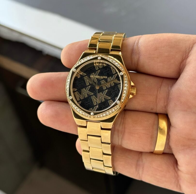 IMG 20241227 WA0045 scaled https://watchstoreindia.com/Shop/michael-kors-lennox-mk7404/